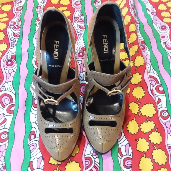 FENDI Tan and Yellow Platform Heels - Picture 9 of 12